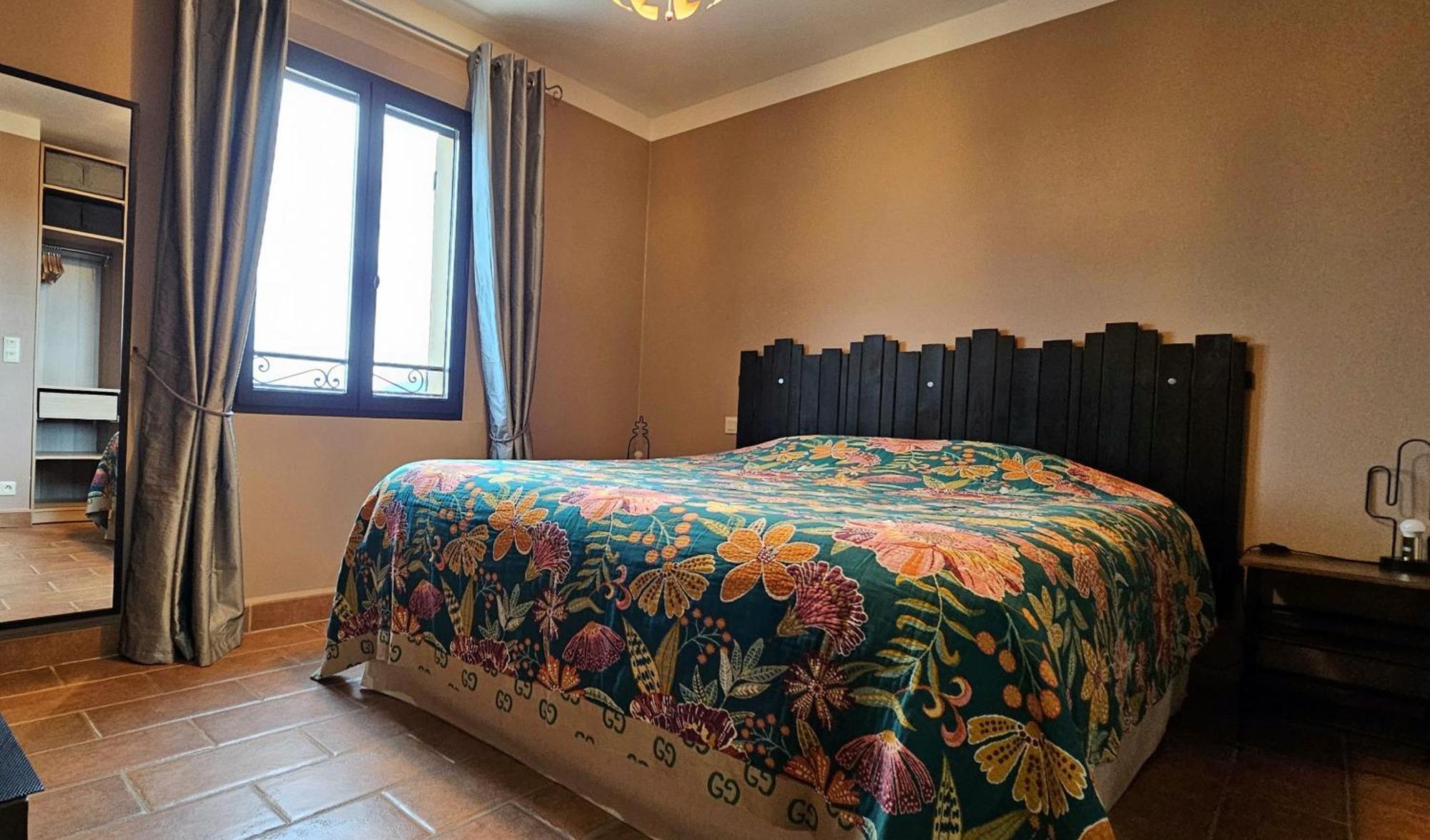 Villa Tropez Chambres D'Hotes Le Luc Bagian luar foto